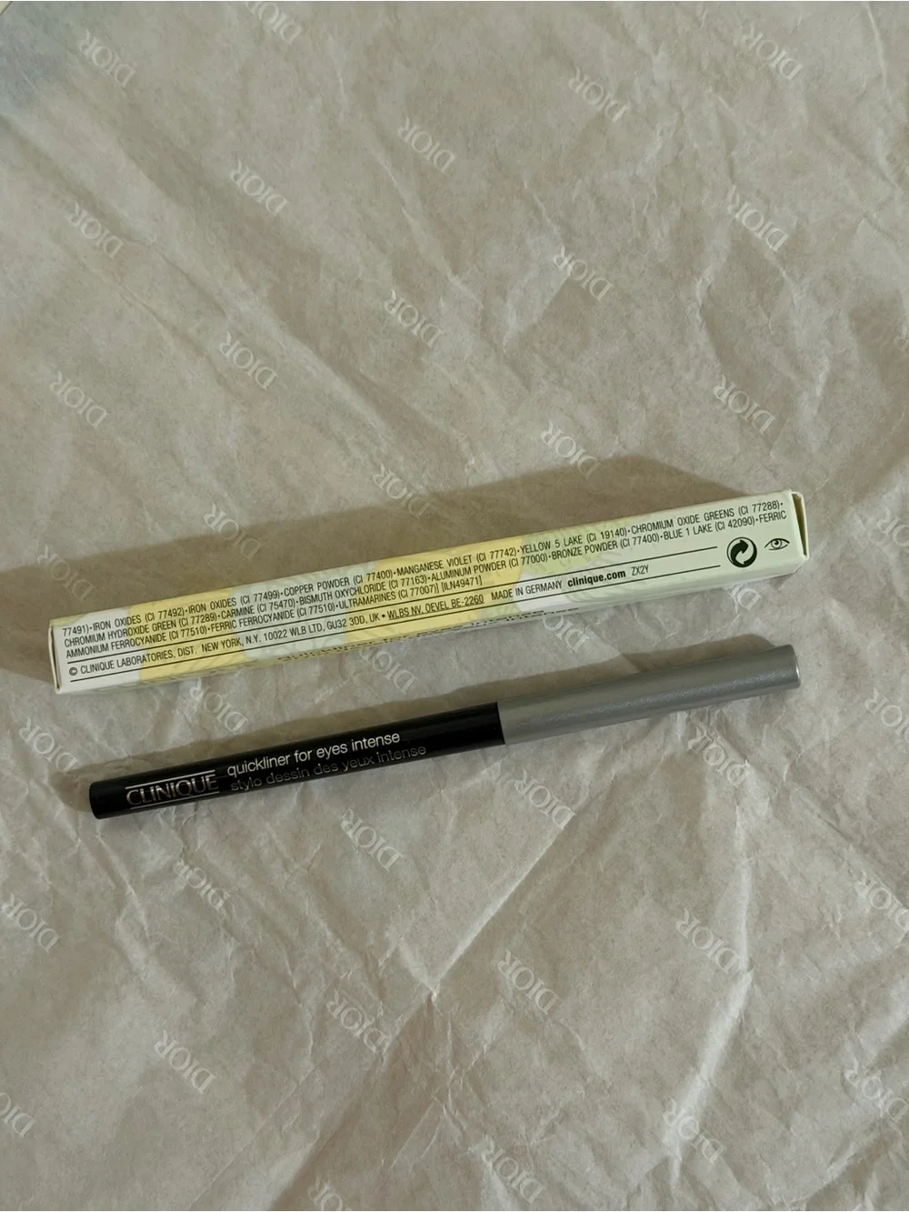 Clinique Quickliner for Eyes Intense - Black